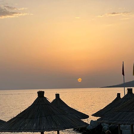 Residence Saranda International Экстерьер фото