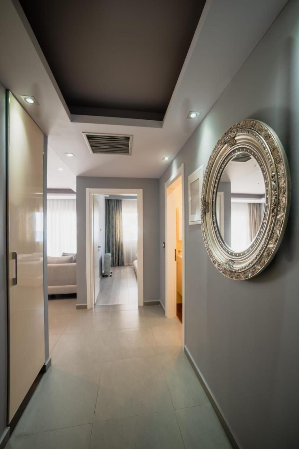 Residence Saranda International Экстерьер фото