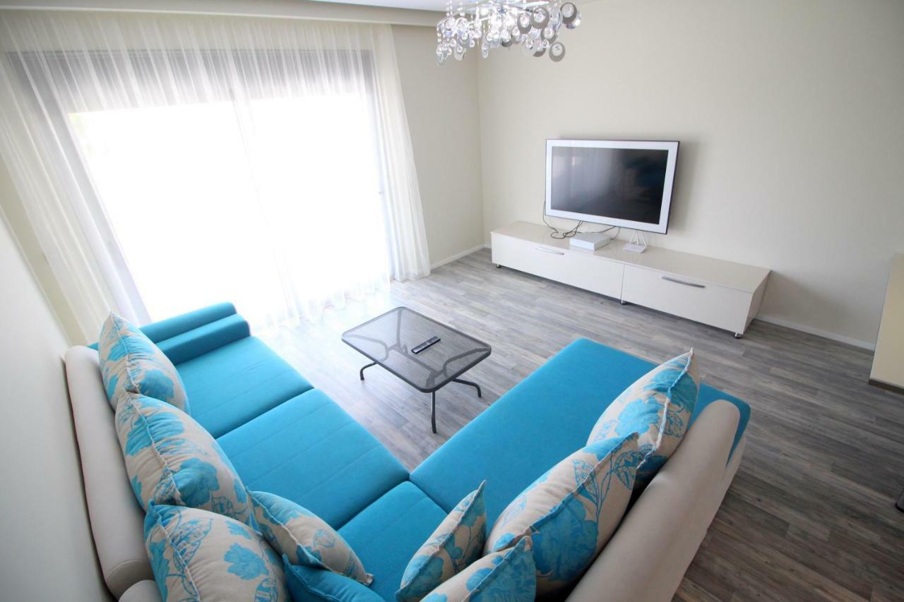 Residence Saranda International Экстерьер фото